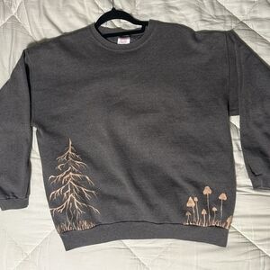 Women's Large Unisex Handcrafted Mystical Sweater